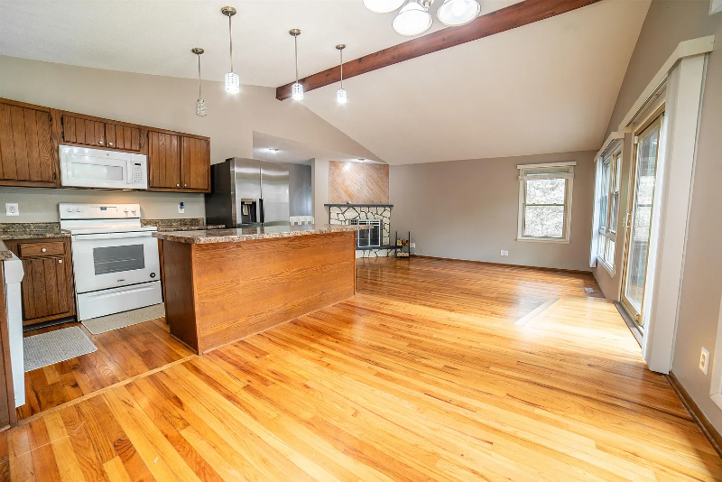 10 Cayuga Trl - Photo 2 of 20