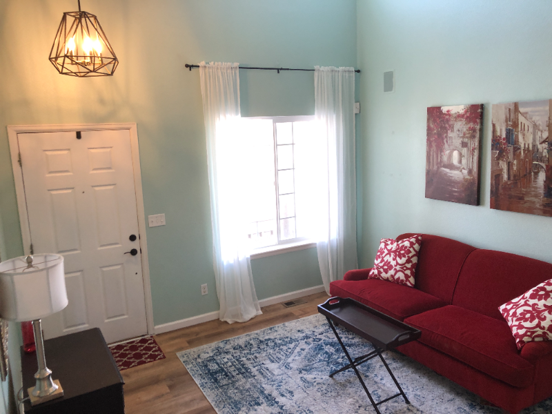 1512 Hyacinth Way - Photo 3 of 12