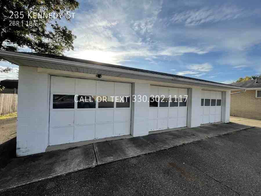 235 Kennedy St - Photo 3 of 21