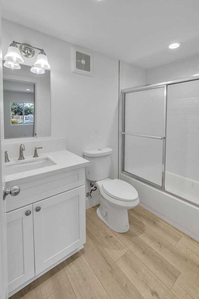 St. James - Photo 6 of 29