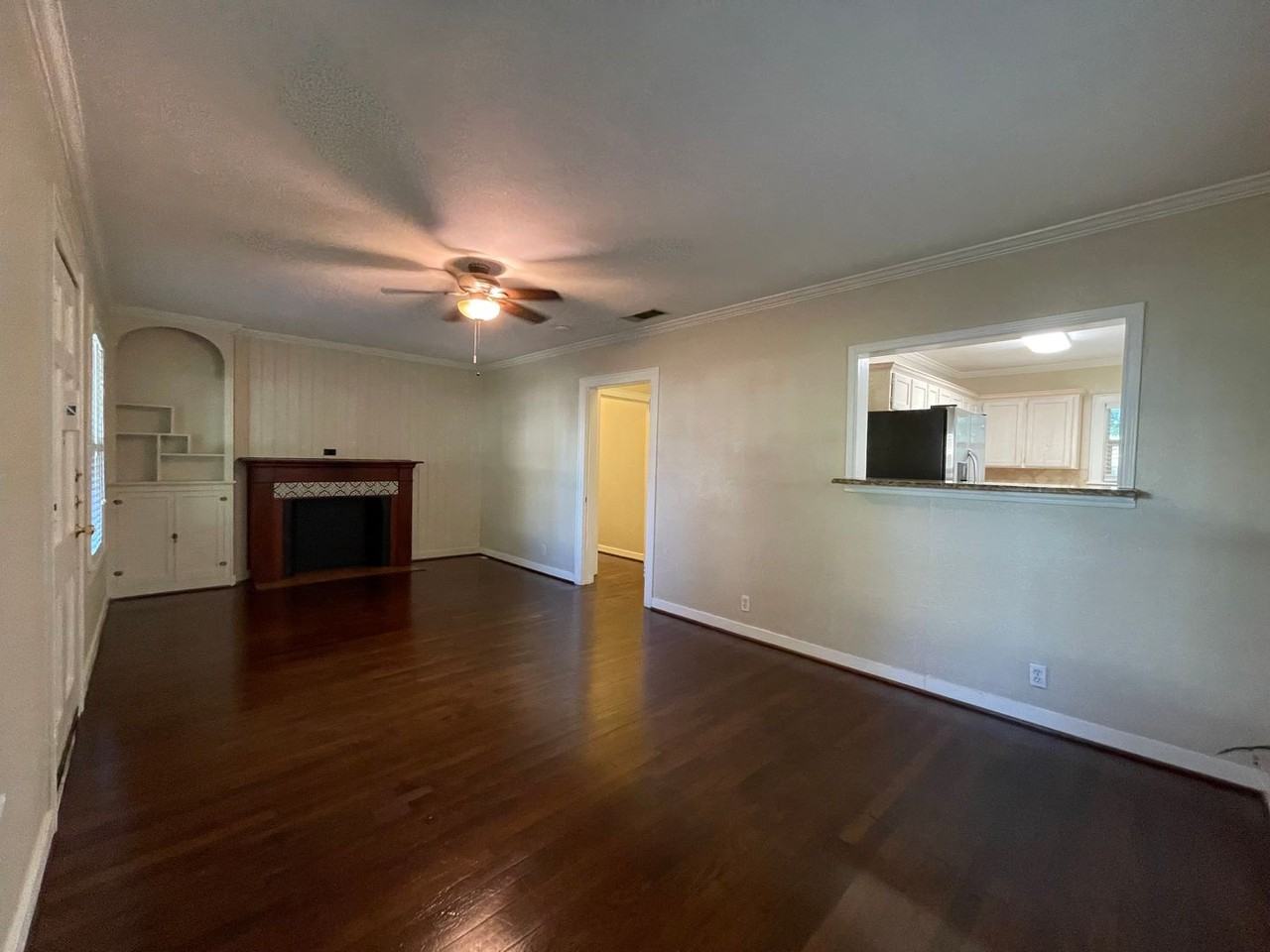 1713 Virginia Pl - Photo 2 of 18