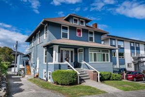 featured image of 2924 Nassau St