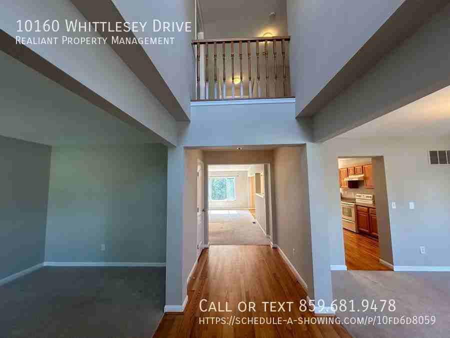 10160 Whittlesey Dr - Photo 3 of 47
