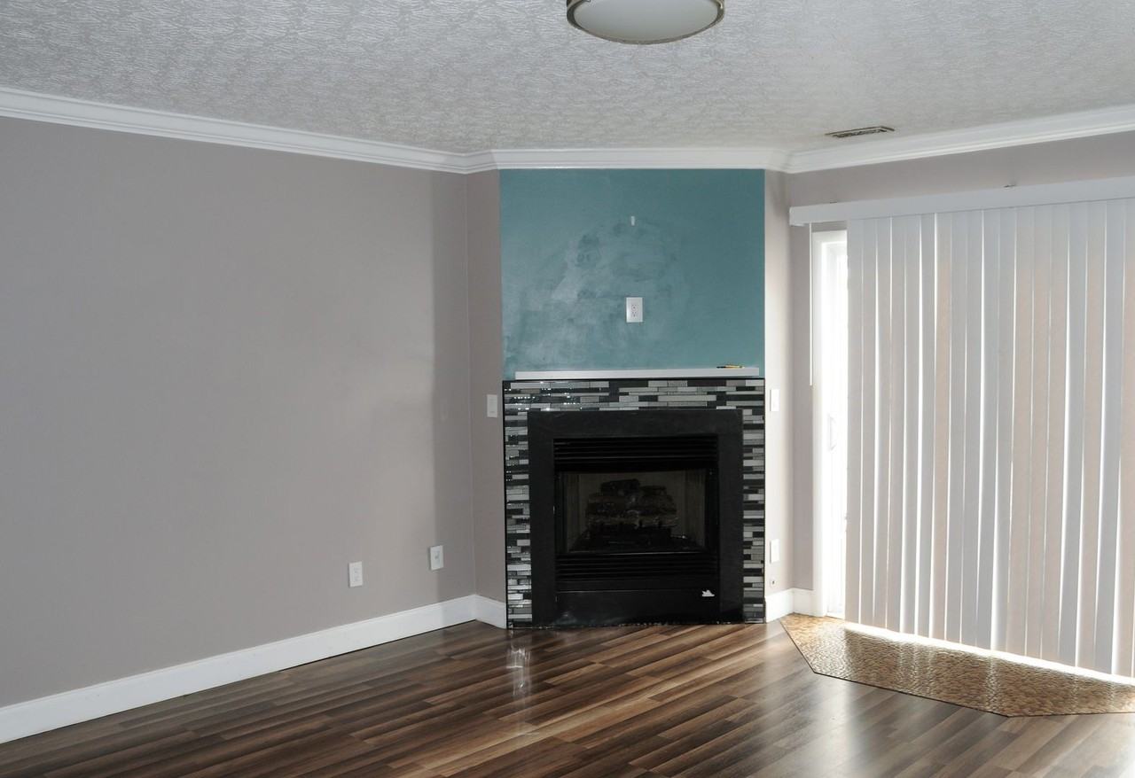 4705 Athalia Dr - Photo 2 of 17