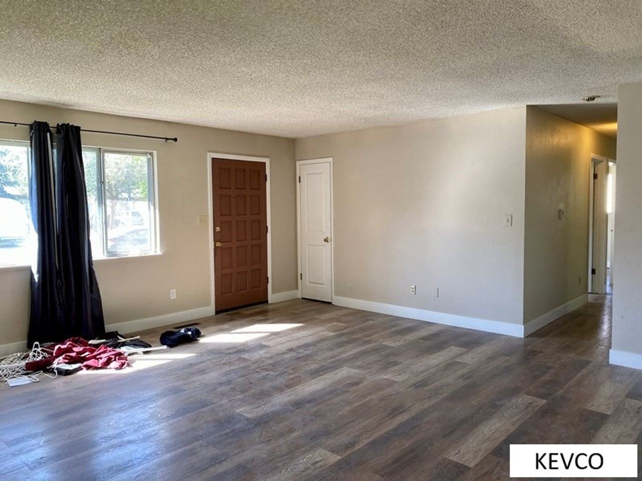 820 Rocky Rd - Photo 2 of 18