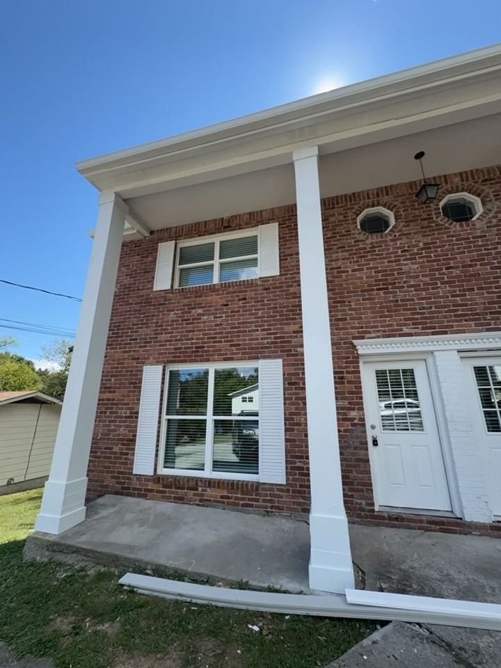 5756 Taggart Dr - Photo 2 of 20