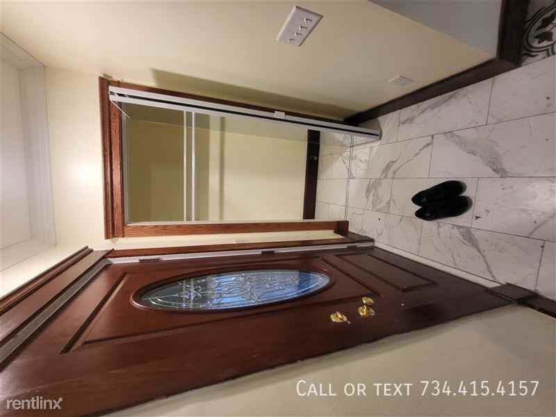 926 Greenwood Avenue - Photo 7 of 48