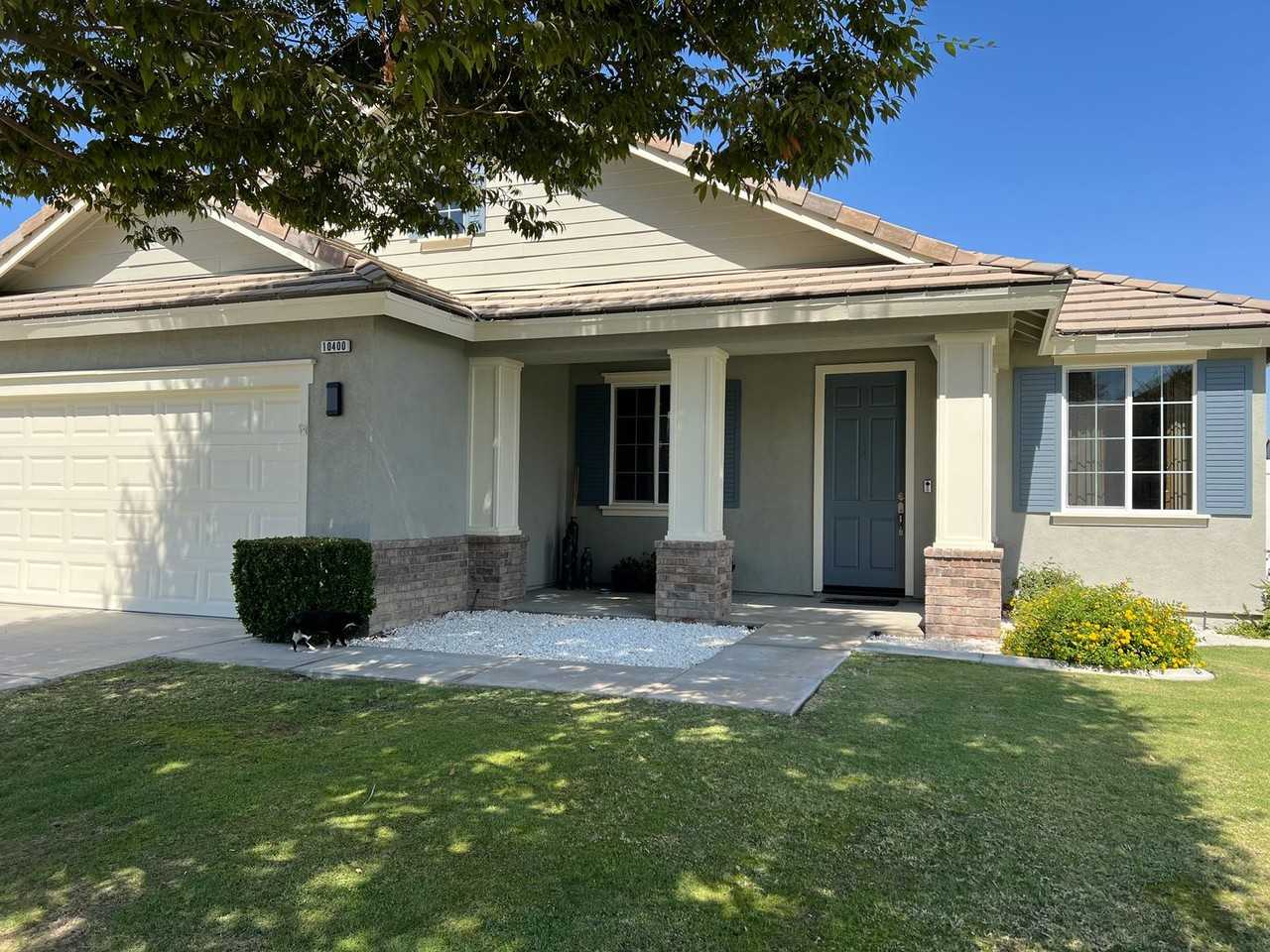 10400 Onyx Peak Ln - Photo 2 of 22