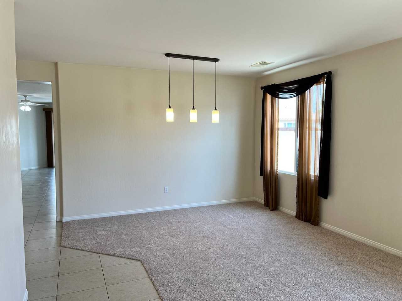 10400 Onyx Peak Ln - Photo 3 of 22