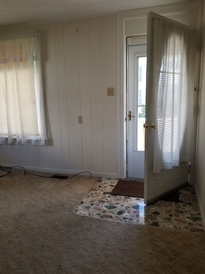 342 Fairview Ave - Photo 5 of 50