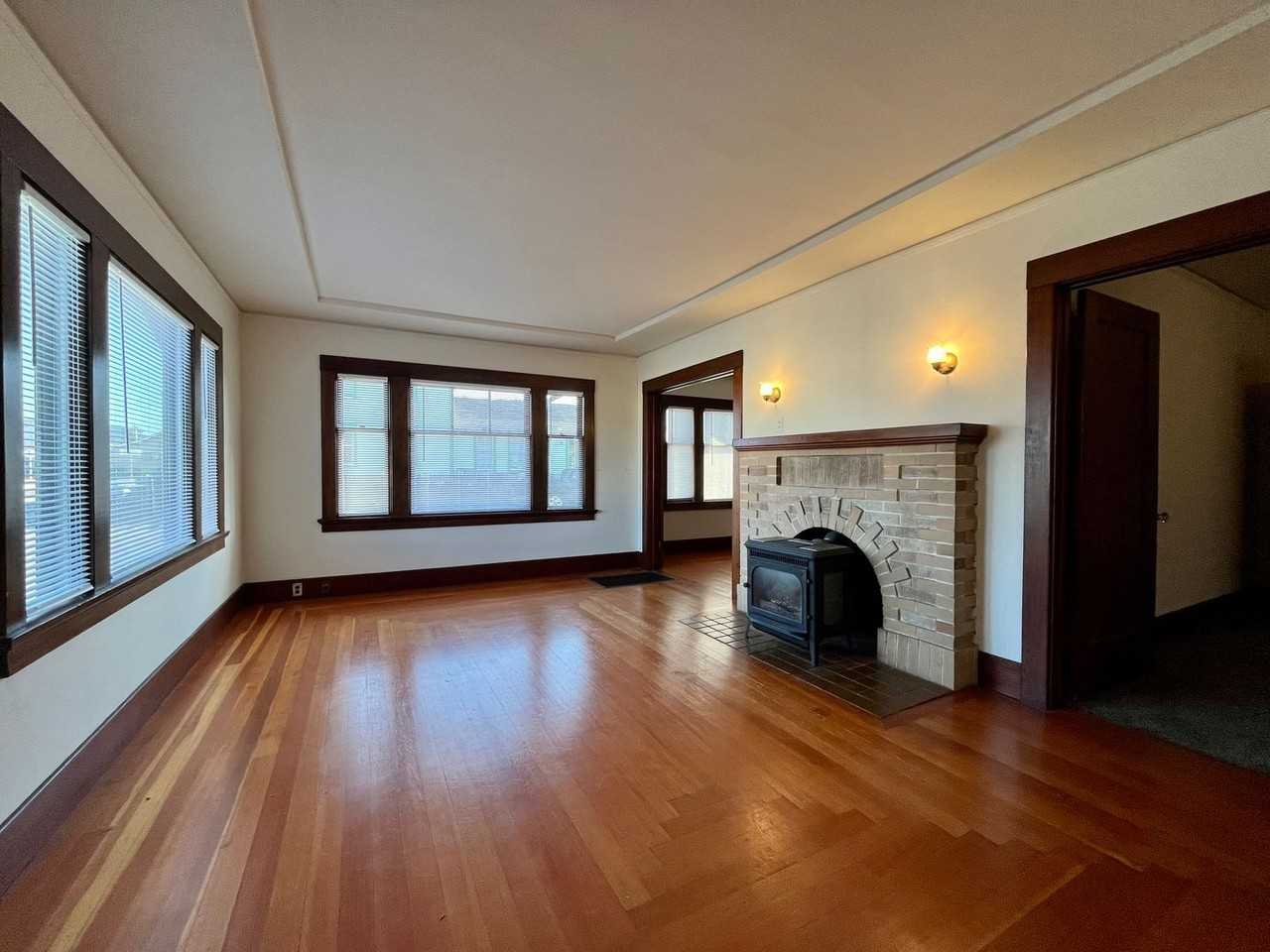 334 P St - Photo 5 of 13