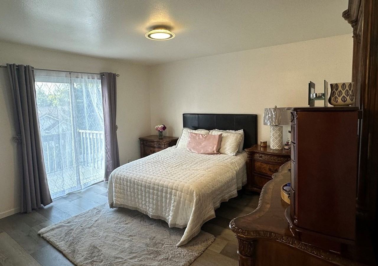 1678 Seattle Slew Way - Photo 6 of 40