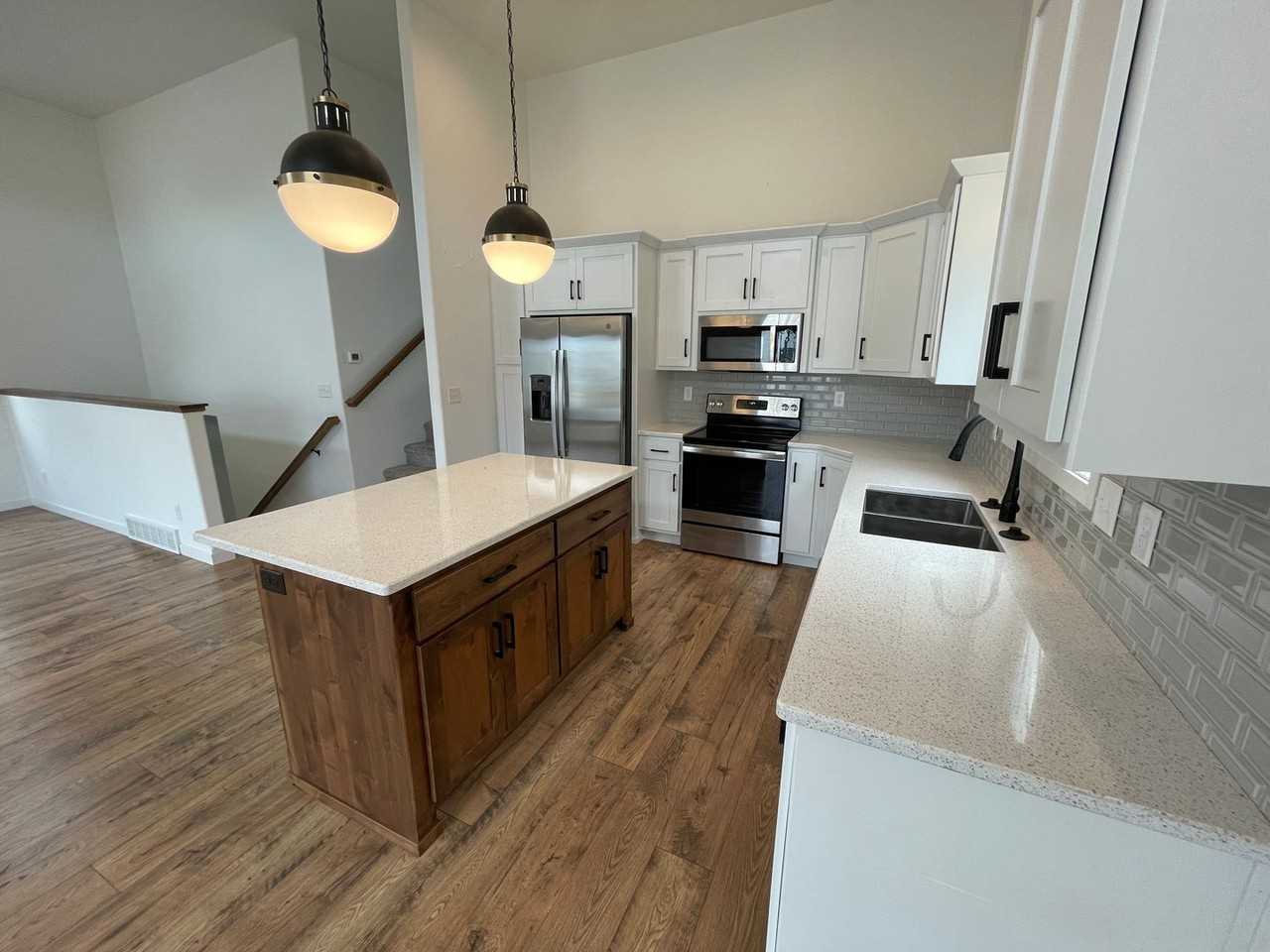 4957 37th Ave S - Photo 3 of 27