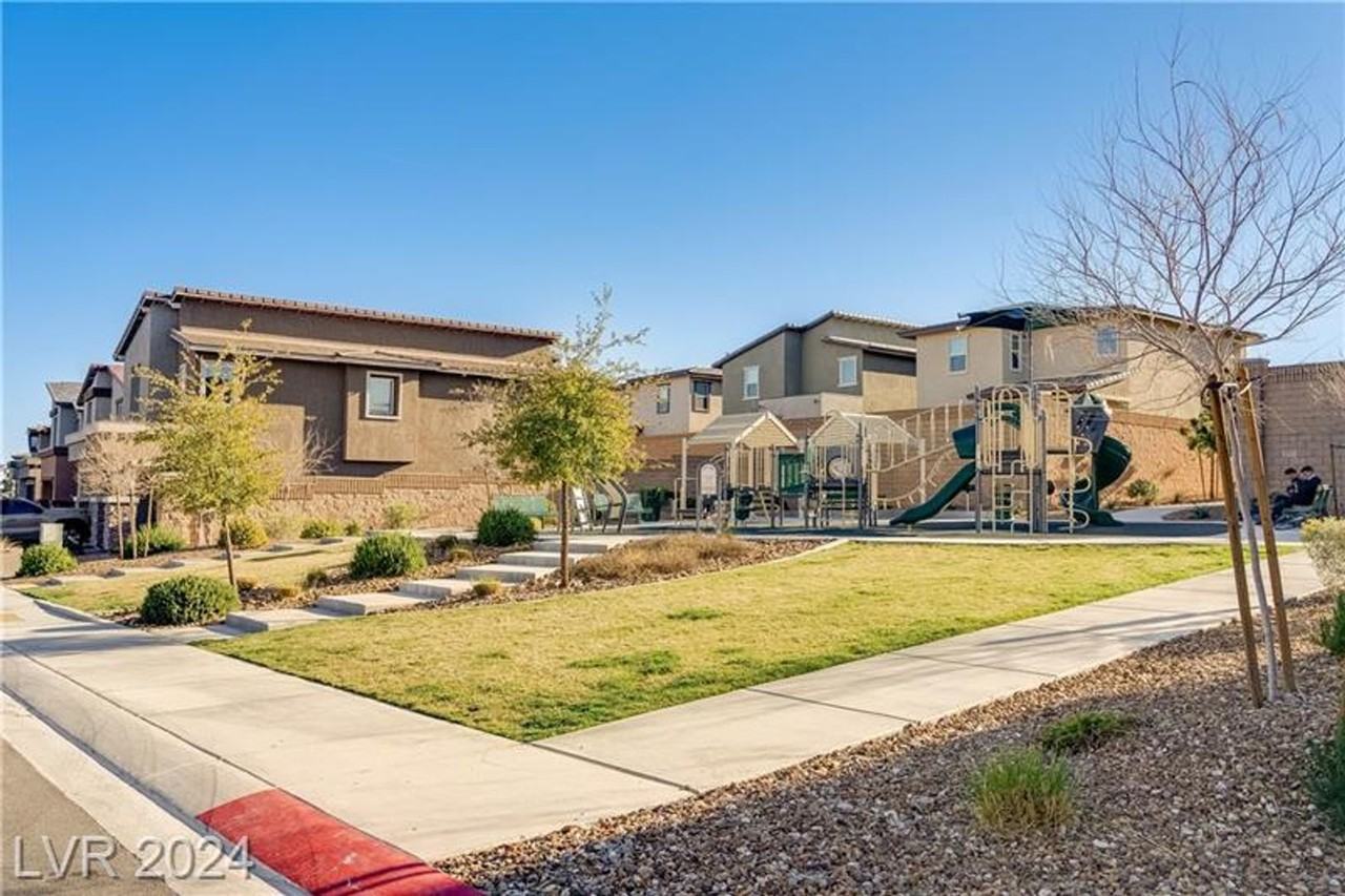 9763 Mojave Mountain St - Photo 6 of 7