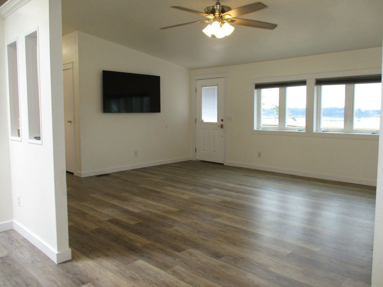 17811 82nd Street Ct Sw - Photo 3 of 19