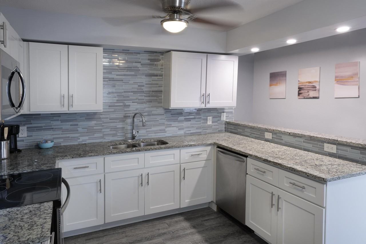 Burlington Ave N - Photo 3 of 4