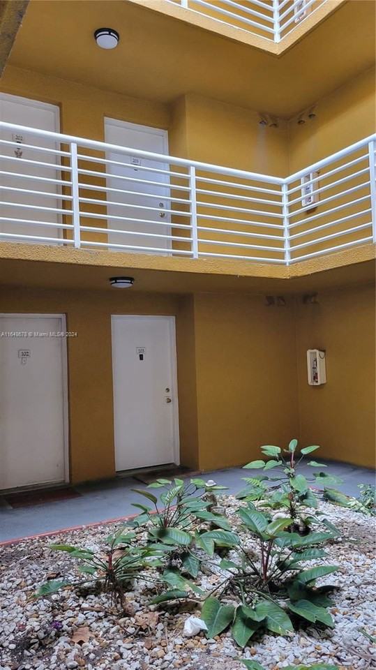 9731 Fontainebleau Blvd #203 - Photo 3 of 8