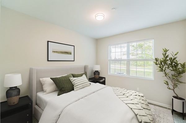 Eagle Rock Apartments at Fishkill - Photo 5 of 29