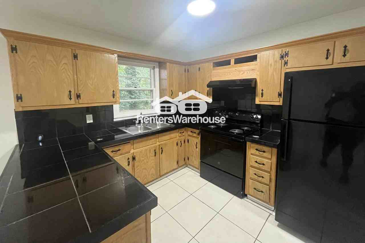 3502 Casa Woods Ln - Photo 3 of 23