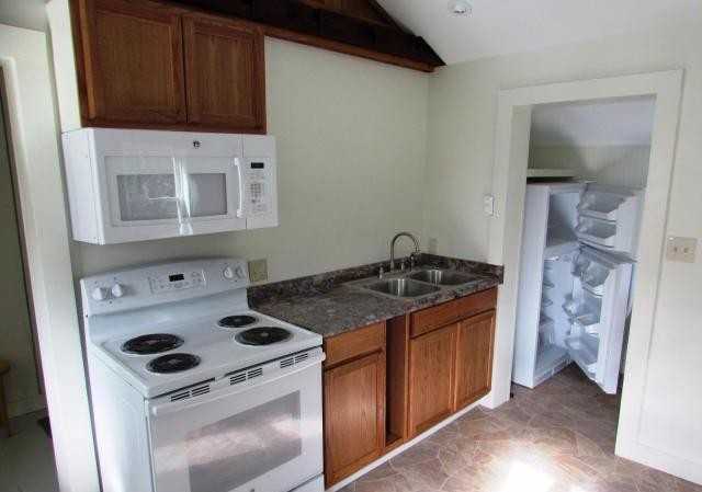 3110 Nashotka Road - Photo 2 of 15