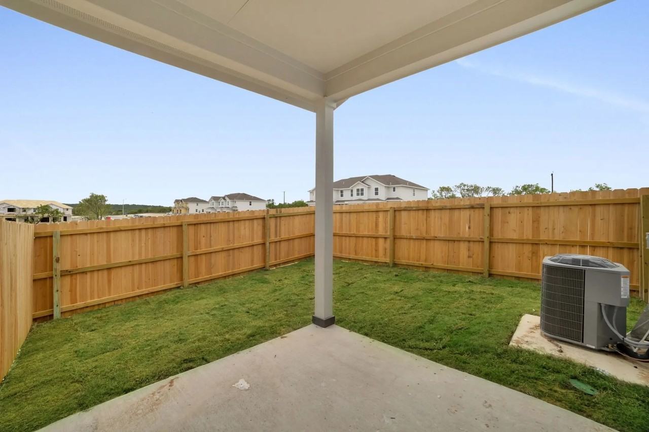 187 Margil St - Photo 3 of 27