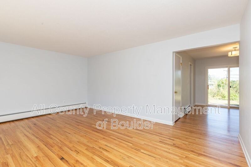 2905 Dover Dr - Photo 3 of 22