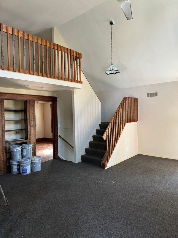 25 Rosewood Ter - Photo 3 of 10