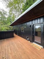 featured image of 1645 Deer Rd