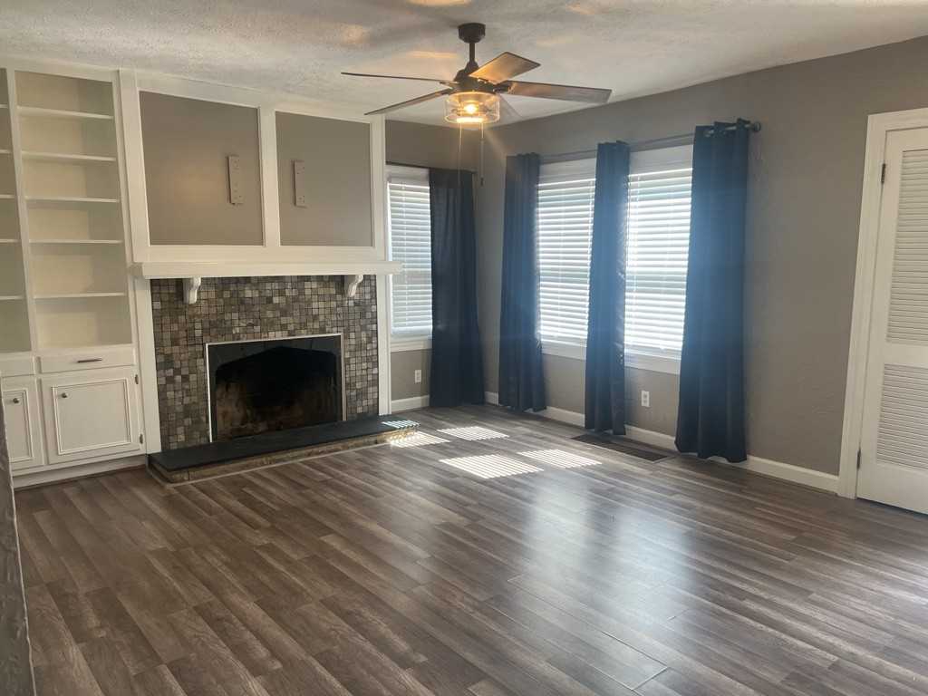 1037 Croyden Dr - Photo 2 of 9