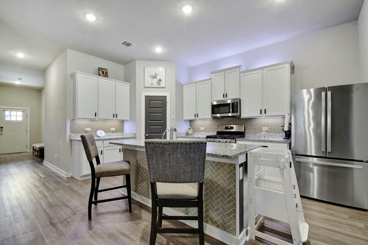 1633 Pitcher Bnd - Photo 6 of 21