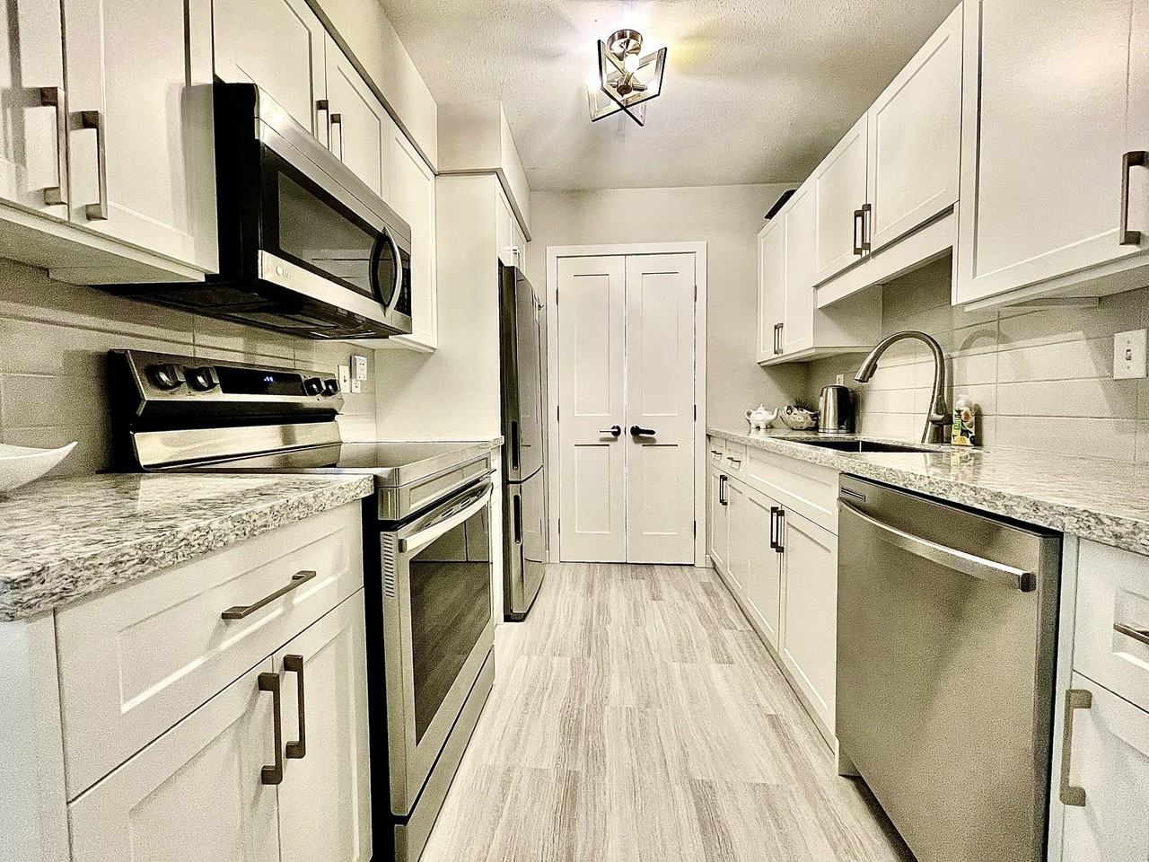 4300 Northlands Blvd - Photo 7 of 19