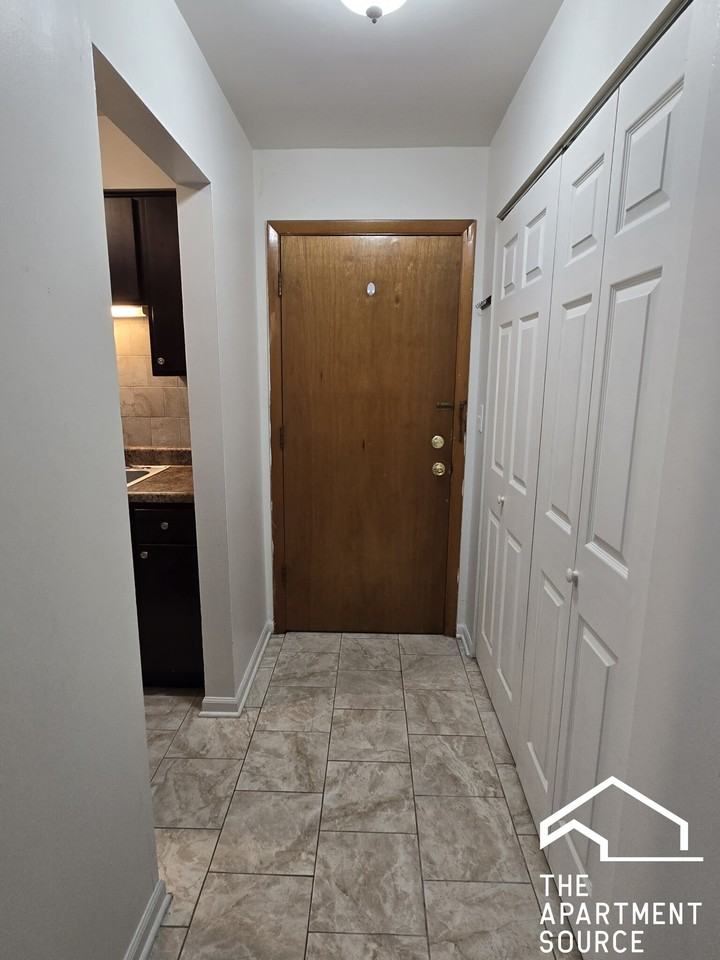 7300 W North Ave #2J - Photo 7 of 16