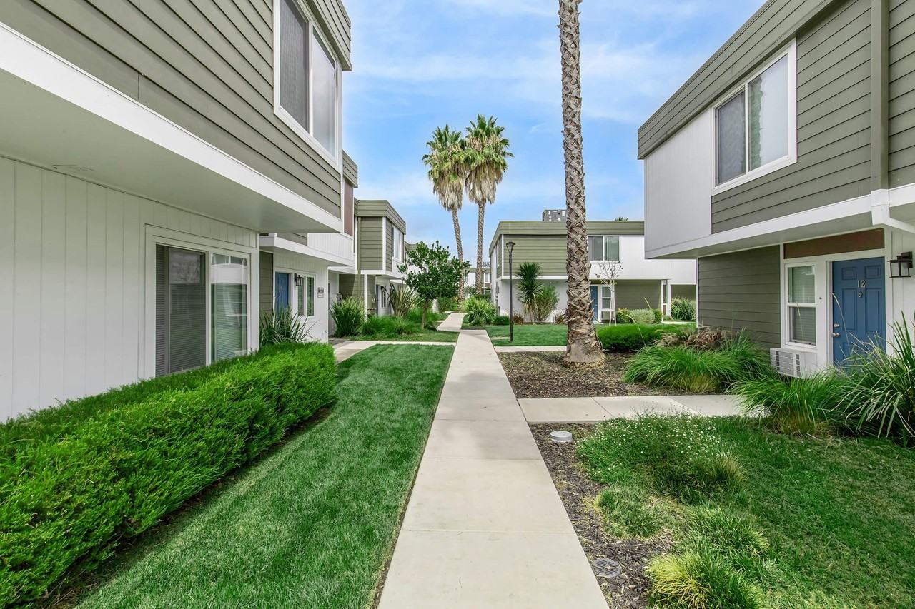 Fairway Village - Photo 3 of 50