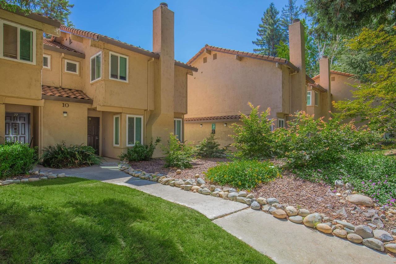 Southwood Townhome Apartments - Photo 4 of 50