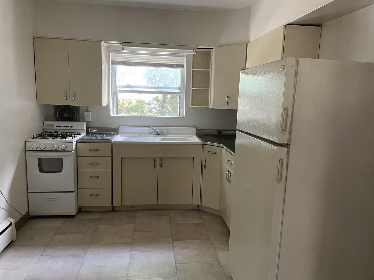 3109 E. Main Street - Photo 2 of 5