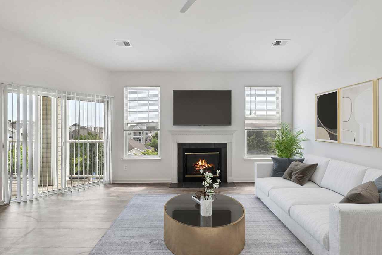 Windsor Commons Apartments - Photo 6 of 25