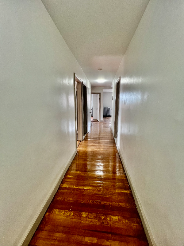 354 Bergen Ave #18 - Photo 5 of 10