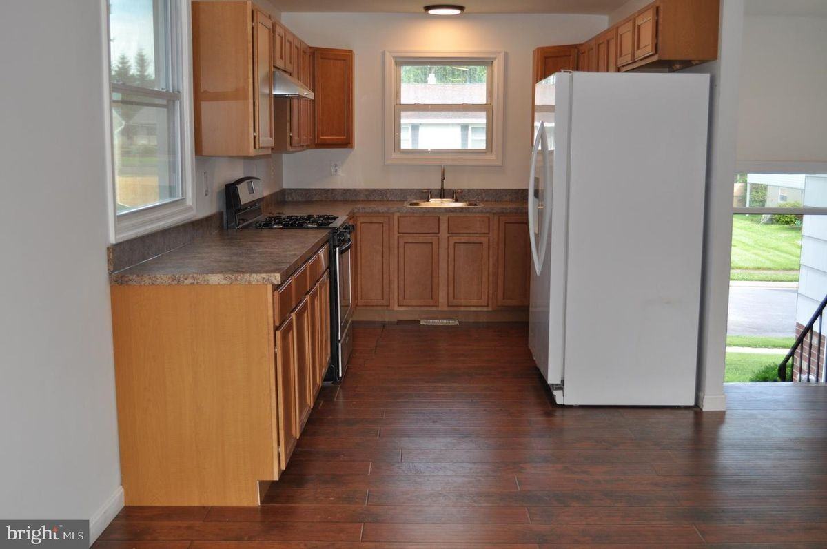 326 Norgulf Rd - Photo 3 of 6