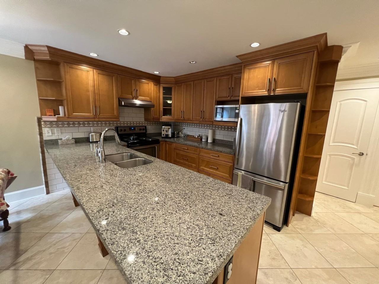 324 17th Street East - Photo 5 of 10