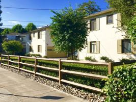 featured image of 1025 Laurel St