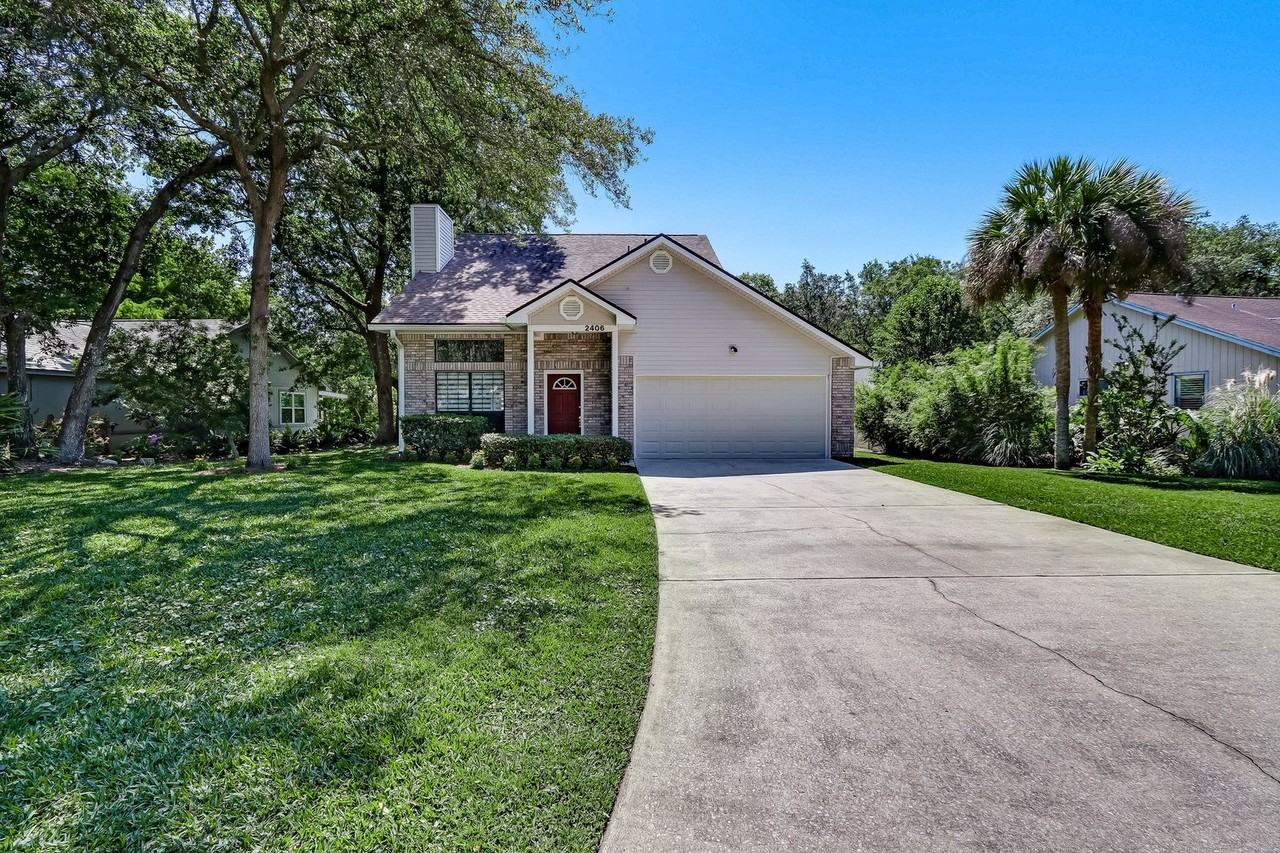 2406 Pirates Bay Dr - Photo 2 of 44