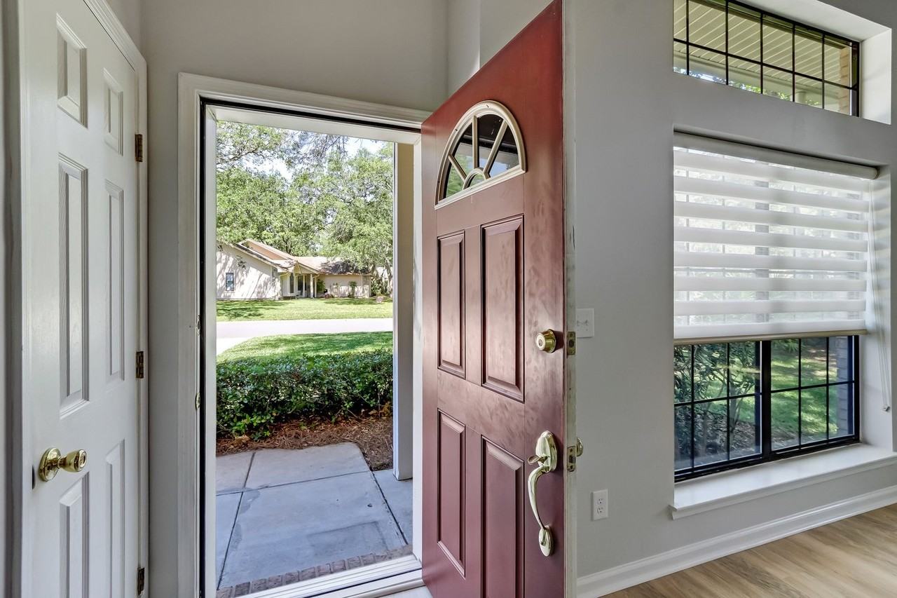 2406 Pirates Bay Dr - Photo 6 of 44
