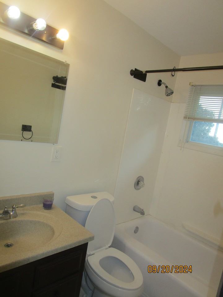 33 Krug Ct #NA - Photo 6 of 11