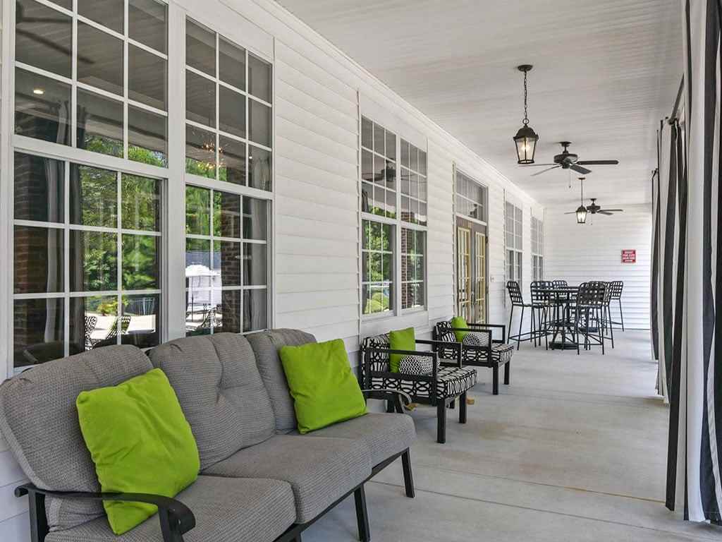 Avalon Peaks - Photo 6 of 39