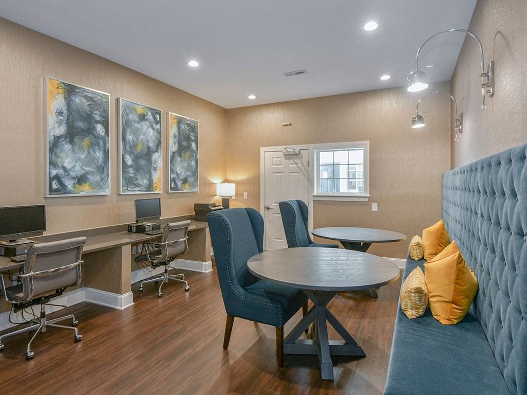 Avalon Peaks - Photo 3 of 39