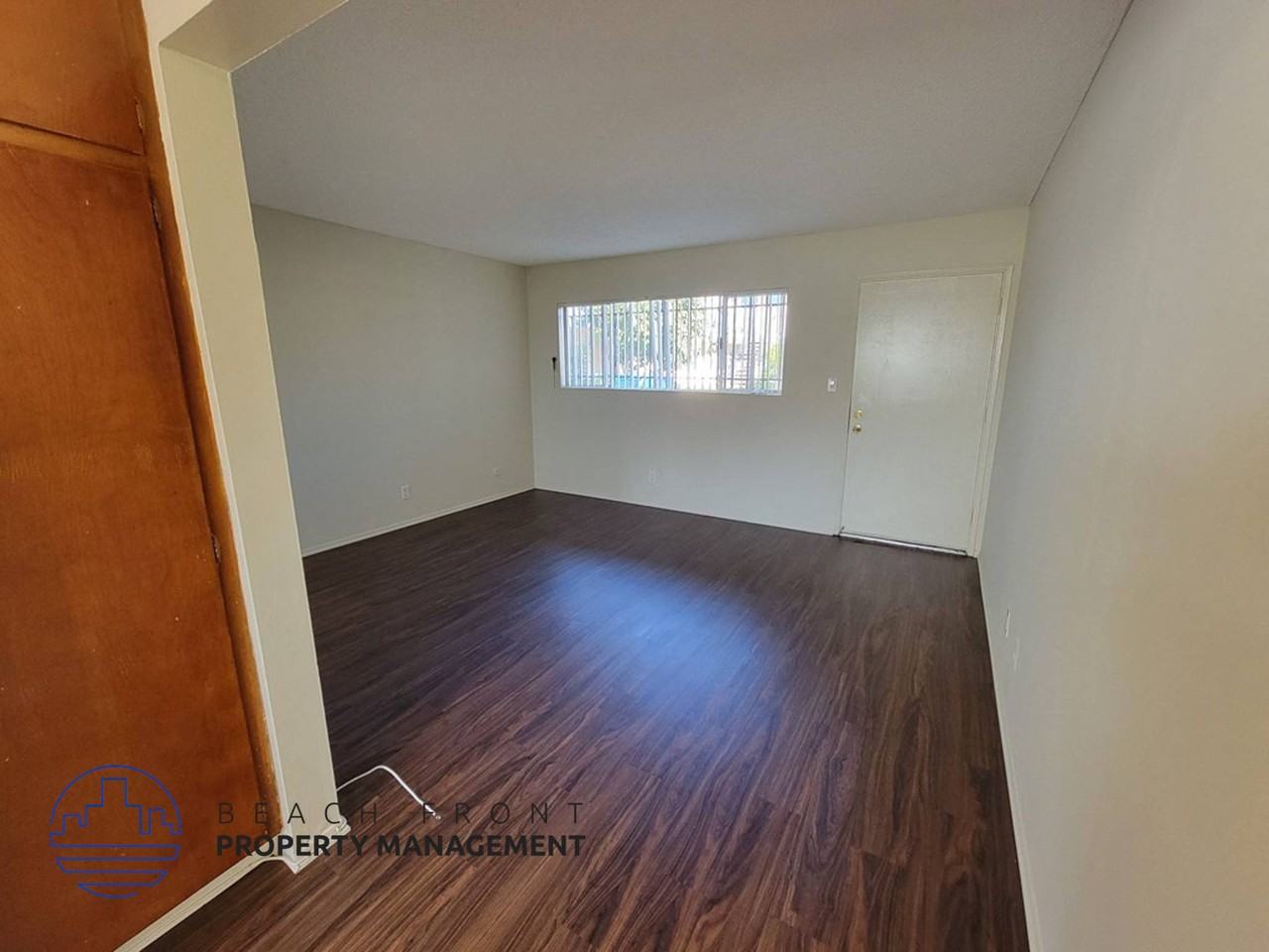 13921 Normandie Ave. - Photo 5 of 15