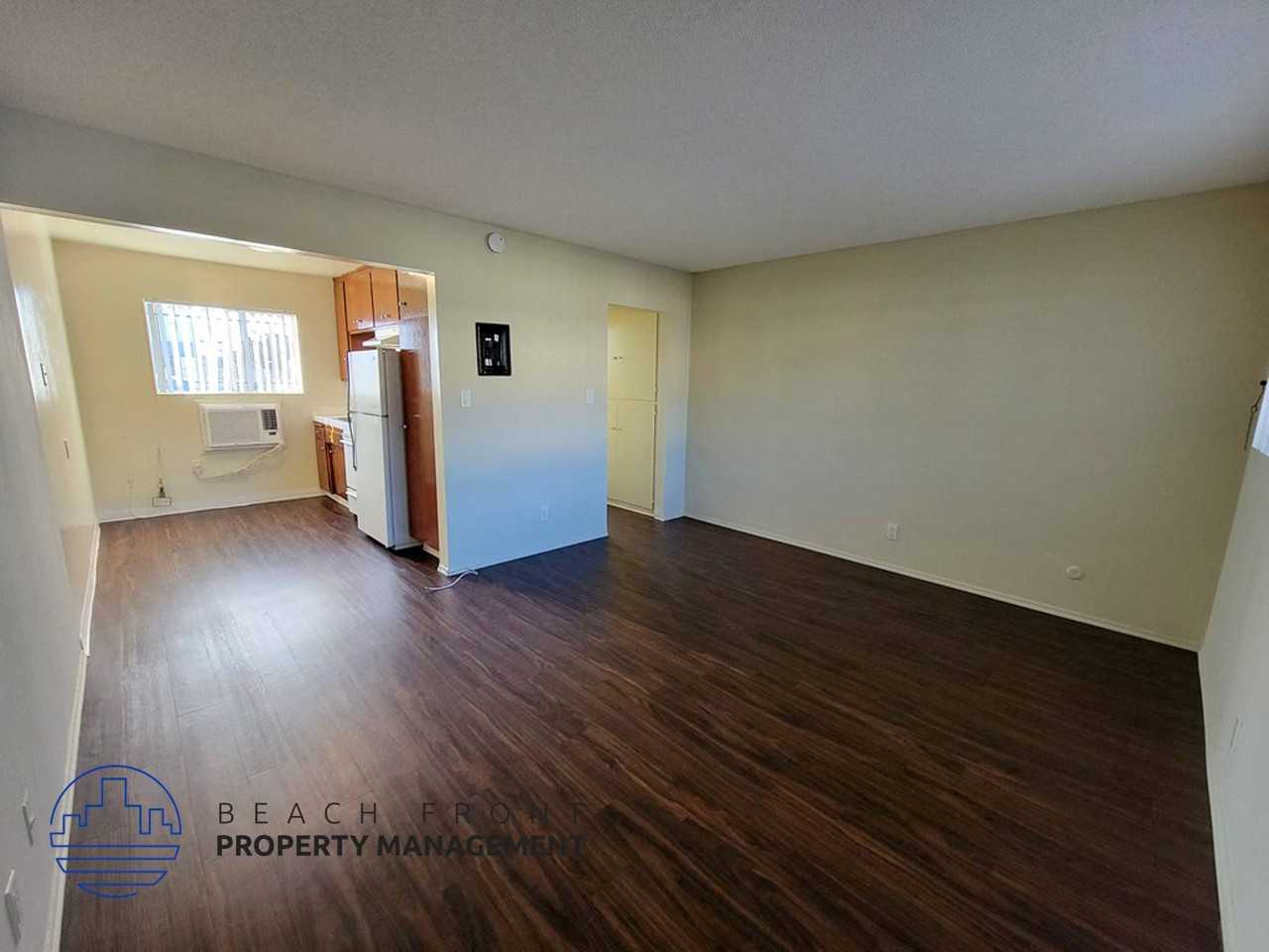 13921 Normandie Ave. - Photo 3 of 15