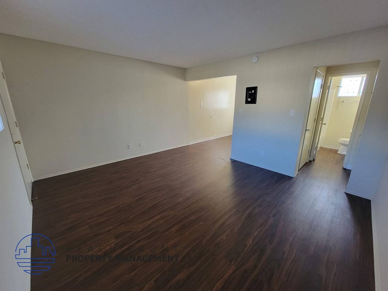 13921 Normandie Ave. - Photo 6 of 15
