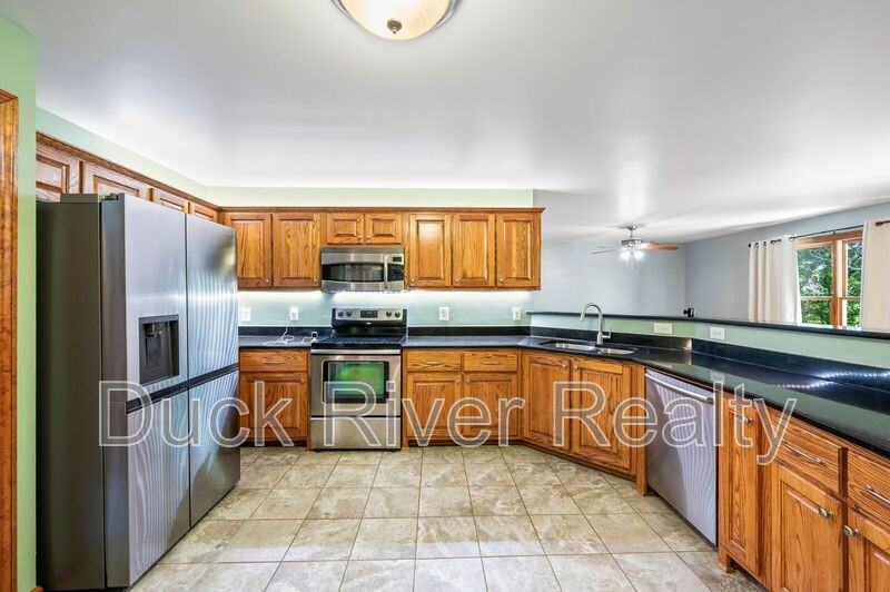 1963 Highwaynorth - Photo 3 of 37