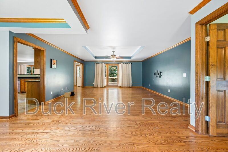 1963 Highwaynorth - Photo 7 of 37